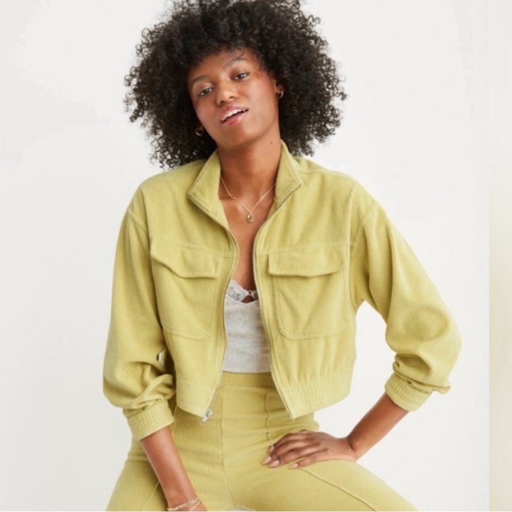 AERIE Groove On Velour  Full Zip Cropped Jacket Neon Yellow Womens Size M
